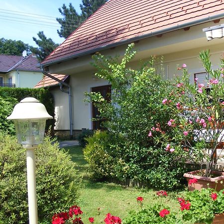 Erika Apartmanházak Hévíz Esterno foto