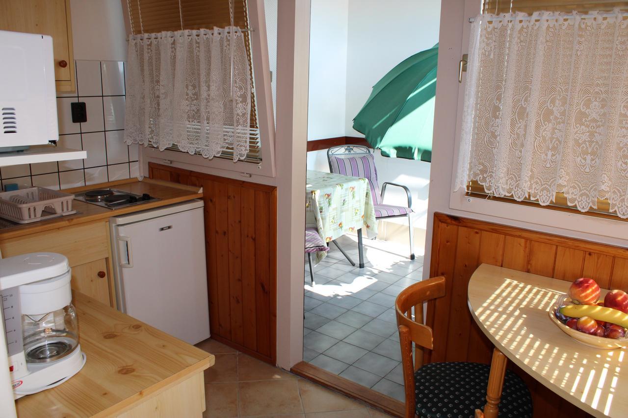 Erika Apartmanházak Hévíz Esterno foto